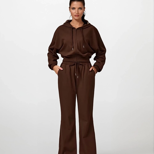 READY TO WEAR