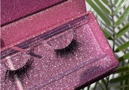 الرموش ومستلزماتها