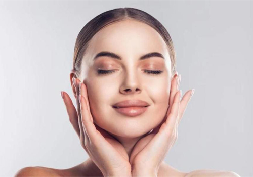 العناية بالبشرة