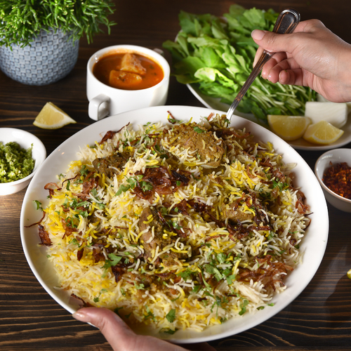 Gathering Machboos and Briyani chicken