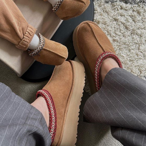 UGG