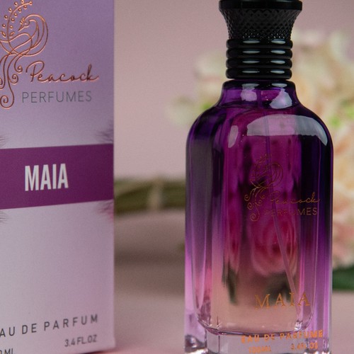 Maia - A fresh and unique summery perfume, consist of:
Top notes: cedar, mandarine, cardamom,  pepper,  myrrhHeart notes: saffron,  rose, sambac, jasmine,  embroxan, rosemary Base notes: oud, patchouli,  vanilla,  tobacco,  amber,  leather
100 ml for 35 kd