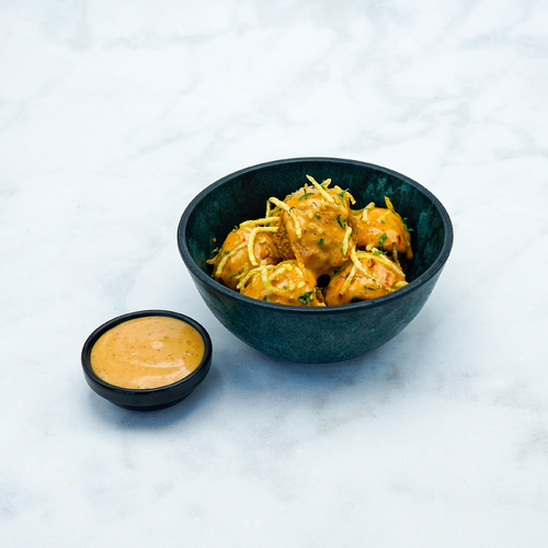 Potato Chicken Balls - Freshly Breded Potato Ball Stuffed With Minced Chicken And Chedder, Sweet chilly Mayo Sauce.