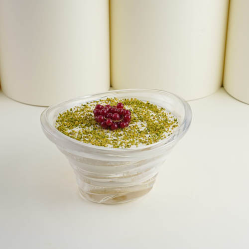 ترافيل مهلبيه بالفستق - ٣٠ حبه من كريب دانتيل وهوت شوكلت ومني قرص عقيلي وميني غريبه