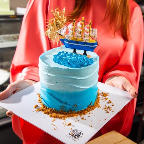 Ship cake