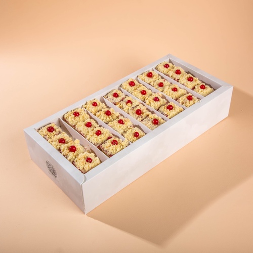 Spanish berry cake
