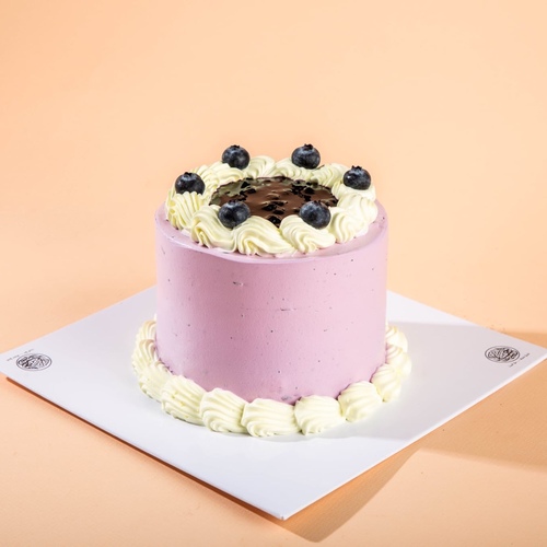 blue bary cake - كيكه ٦ انش حشوه فانيليا بصوص البلوبري