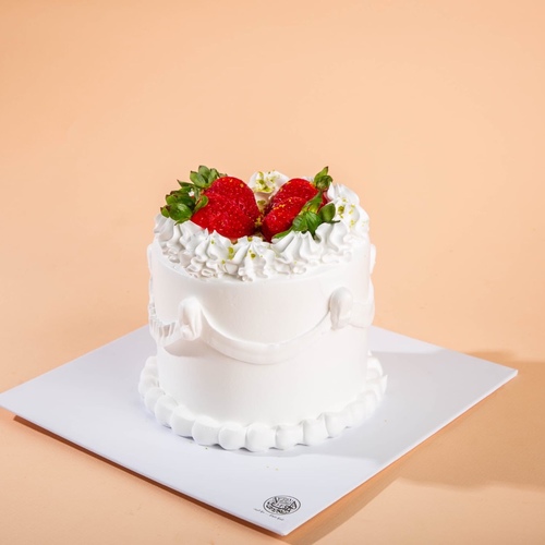 Strawberry cake