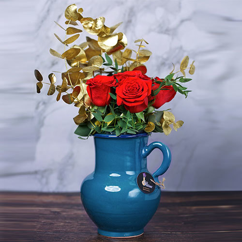 Blue Fukhar - Blue fukhar with red roses and golden leaves Hight : 40 cm Width : 16 cm 
 ** Disclaimer: The colors of the flowers may vary depending on availability