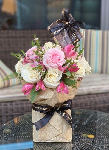 Pink + White - Pink & White Roses +Chocolate
 
 
 ** Disclaimer: The colors of the flowers may vary depending on availability