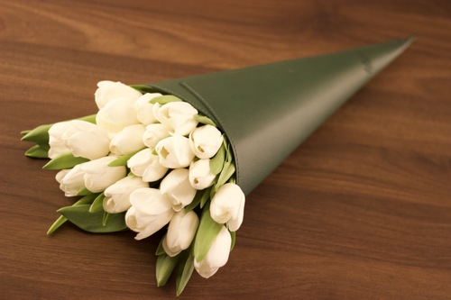 White tulip oily leather bouquet