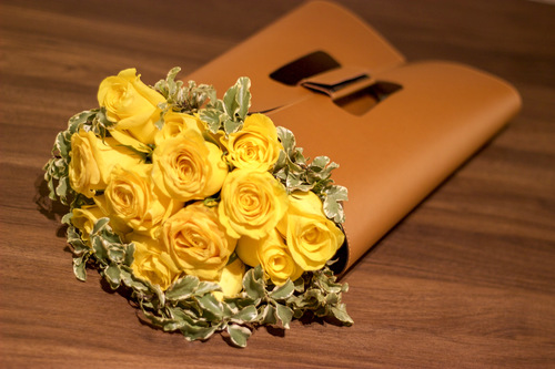 Luxurious leather bag, yellow rose