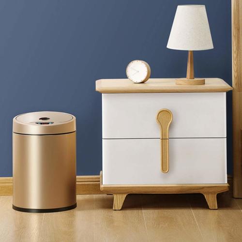 smart trash can - An ideal refuse solution for around the home or workplace which is hardwearing and easy to clean Smart induction lid opening, double button control Induction mode Automatically open the cover after sensing around 0-20cm, and automatically close after 5 seconds when the hand or object is left, and will not close without leaving Lazy mode Beautiful appearance, can decorate the room
Capacity: 8L/2.1 gallons
Shape: barrel shape
Color classification: elegant silver , champagne gold ,rose gold  Shell material: stainless steel
Applicable scenarios: home use
Opening and closing method: induction type
Outer barrel material: high quality metal/plastic
Inner barrel material: plastic
Lid material: ABS engineering plastic
Medium size/weight: 24*34.5cm/9.4*13.5in/2.3kg
Every time we choose materials, we will ensure the durability of the finished product and reassure customers that we will be satisfied.