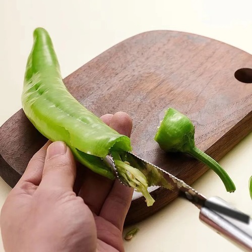 Pepper digging and cutting tool - Hot pepper digging and cutting tool.. Serrated design for easy digging, and a hook at the end for easy hanging and storage. 
 Made of stainless steel. 
 Protects your hands from irritation when touching the hot pepper pulp 
 Suitable for hot and sweet peppers, zucchini and other long and hard fruits and vegetables