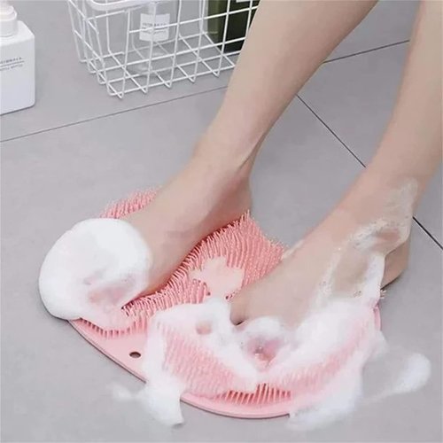 Non-slip foot cleaning mat - The Foot Scrubber Brush is made of over 500 soft silicone bristles that produce a rich lather as you apply soap and quickly cleans the soles of your feet of dirt and skin, massaging them as you scrub repeatedly.  Made of high-quality materials, it is soft and comfortable, not easy to deform, and can be used for many years. The bottom of the cleaning brush has a unique suction cup design, which can be firmly attached to the ground and will not be displaced when used, and can be suctioned to the wall and any other position.  It can not only clean and massage the soles of our feet, but also our arms, backs and other hard-to-reach parts, and it can be used all over the body. This foot brush is very easy to use, especially recommended for those with hip and back problems, no need to bend down to clean the foot, which makes it ideal Ideal for patients to relieve athlete's foot and other long-term foot problems.
 Perfect for pregnant women and the elderly who are not fit to bend over to enjoy a foot massage.