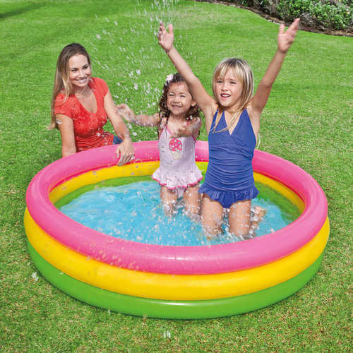 Intex Inflatable Pool for babies (114*25)cm - Small and fun children's swimming pool, inflatable. The rainbow kids pool is specially designed for young children as kids love colors. very comfortable.  A special gift for your children during the summer.  Made of safe and comfortable materials for children. The pool has 3 different colors, it has a bubble mat.
 Suitable for children 3 years and over Size: 114 * 25 cm A soft inflatable base makes playing more comfortable Three layers of circular side walls of the same size 
 Water storage: 136 liters