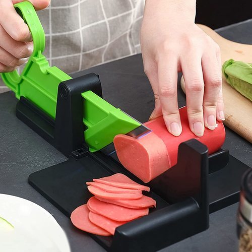 Food chopper - The blade is sharp and durable, cutting vegetables quickly, saving time and effort. Safety protection design, it can be locked by rotating the lock, more at ease to use. Simple and convenient operation, reducing wastage of ingredients. Made of stainless steel and ABS plastic, durable for use. Suitable for many kinds of vegetables, such as onions, mushrooms, cucumbers, carrots, potatoes, etc. Size Chart: Size: 30x19x12.8cm/11.81x7.48x5.03inch