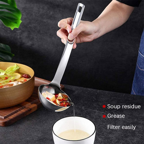 Oil separation scoop