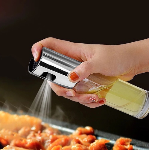 oil spray - Multipurpose: kitchen utensils for home and kitchen. Fill this sprayer with oils, sunflower oil, vinegar, soy sauce, lemon and lime juice, sherry or marsala wine. And widely used for saladsTransparent and double-scale design: With transparent design, this donor is convenient to know the status and quantity of oil, easy to recognize the condiment (oil/vinegar/sauce) quickly. Our two-scale design can help you master the use of oil in reference to different food cooking methods