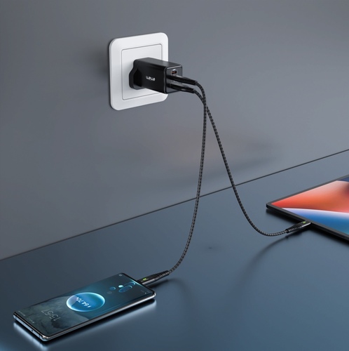 WEWE HOME CHARGER 65W GAN PRO 2 - Supports fast charging with 3 ports (2 Type-CPD + USB-A)
 USB C1: 45 watts
 USB C2: 20 watts
 USB A: 15W fast charging
 Supports fast charging for all devices
  Input: 100-240V~, 50/60Hz 1.5A Max
  Produce:
  USB-C1/C2: 5V-3A, 9V-3A, 12V-3A, 15V-3A, 20V- 3.25A (PD65W)
  USB: 5V-3A, 9V-3A, 12V-3A, 20V-3A (60W)
  USB-C1 + USB-C2: 45W + 20W
  USB-C1 + USB: 45W + 18W
  USB-C2 + USB: 5V-3A
  USB-C1 + (USB-C2 + USB): 45W + 15W
  Total output: 65 watts
  18 months warranty