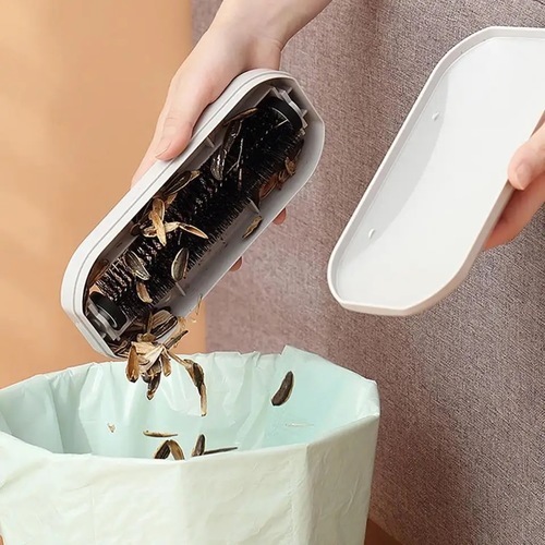 مكنسة يدوية صغيرة