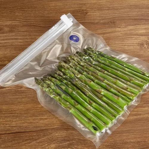 Air intake device, with 30 reusable bags