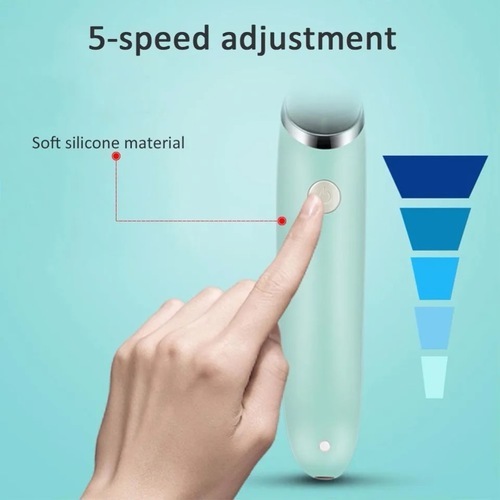 Nose cleaning device for children