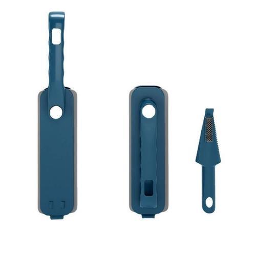Microfiber cleaning brush