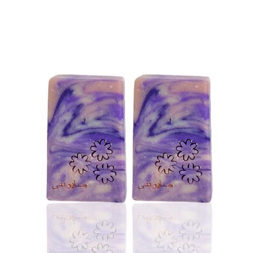 Sabonaty - Violet Flower soap - Natural soap with the scent of violet flowers...a floral scent for daily use 

Glycerin soap is considered the most moisturizing type of soap.  It cleanses the skin gently and effectively and helps your skin to be healthy and radiant. 

We work to select the best ingredients.   Handmade

From natural oils 
Ingredients: Water. Vegetable glycerin, stearic wax. Coconut oil, soybean oil, palm oil, sodium hydroxide, essential oil