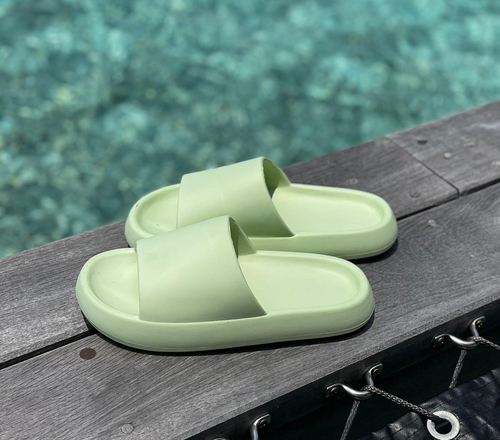 SUMMER SLIPPER - FIT TRUE TO SIZE