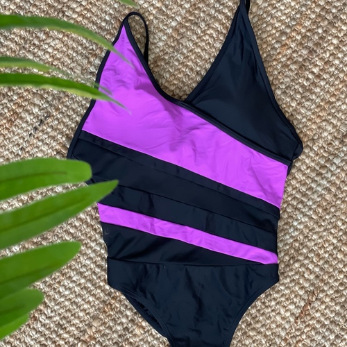 SWIMSUIT - PADDED FIT TRUE TO SIZE