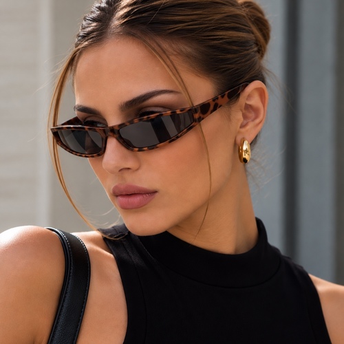 SUNGLASS