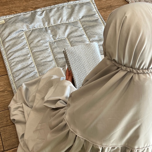 gray prey set - Gray Pray set of : prey mat padded  prey cloth  Quran cover  ( without quran )