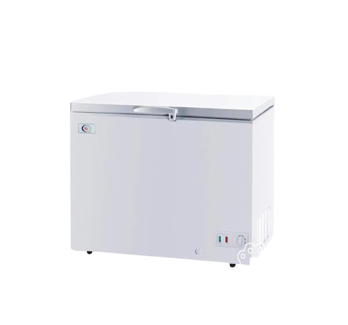 Electro House  - LC freezer, size 16 feet, capacity 450 liters - Product details: - Brand Freezer (LC) Size: 16 feet - Capacity: 450 liters - Electrical strength: 220 - 240 volts : specifications It has an ice melting feature Covered from the inside with a layer of aluminum - Easy to use handle - Free of chlorine carbon compounds - An outlet for draining water - One year comprehensive warranty + 5 years as a compressor