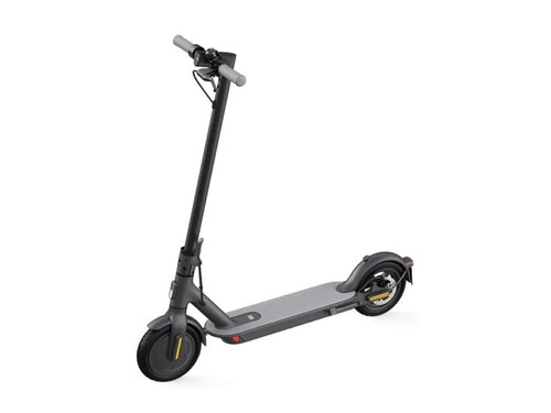 Xiaomi electric scooter - Product details: Xiaomi electric scooter Designed for a comfortable and safe ride Weight: 12 kg Payload: 100 kg Slope climbing ability: 16% Maximum speed: 20 km Slip-resistant tires - The frame structure is made of aluminum - One year comprehensive warranty