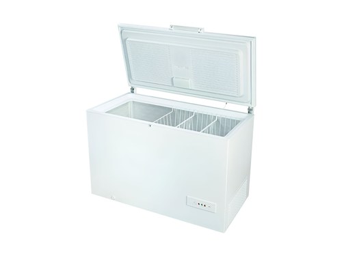 Ariston freezer, size 21 feet, capacity 600 litres - : Product details   - Ariston Italian freezer   - Size: 21 feet   - Capacity: 600 litres   - White color   - It has the feature of preventing frost   - It contains an external light and an internal light   - Made in italy   - One year comprehensive warranty + 5 years compressor