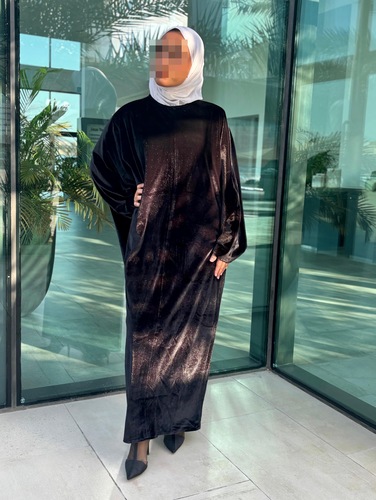 ميديوم  سايز اسود