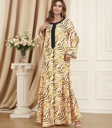 freesize bust 122cm length 147cm