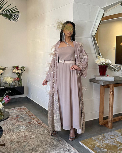 BEIGE KAFTAN - Length 56 Please provide us with your size and length details in the note box

Note: All orders on this item are pre-orders and will take 2-7 business days.