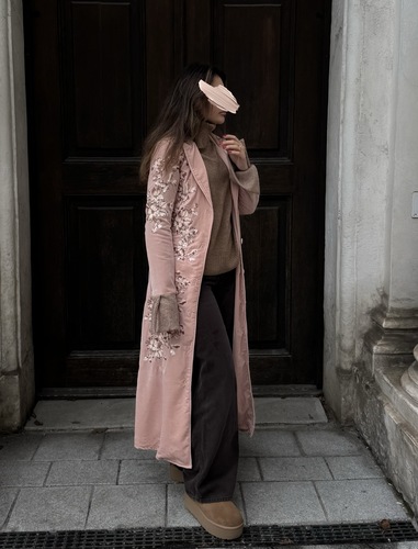 فيلفيت ساكورا