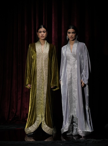 06-07 - ٥٨
للمقاسات الخاصه يرجى الكتابه في صندوق الملاحظات