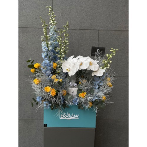 Daily Arcade - A beautifully arranged velvet box with elegant Dutch flowers, plus a Belgian chocolate box of 20 pieces