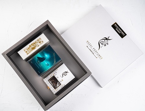 Gift Box No. 8 - Perfumes Private
Collection 100 Ml + Body & Hair Mist 75 Ml + 1 Tollah Bukhor