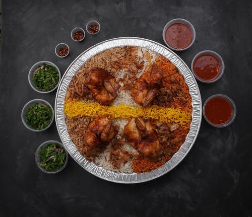 Diwanya Meal - containes ( 2 chicken with rice with sauces)