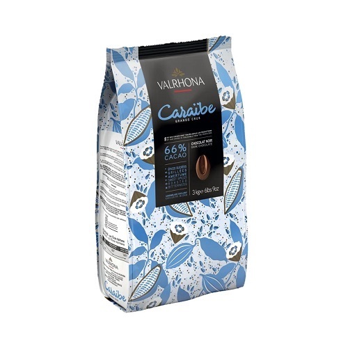 حبوب الشوكولاته الداكنة 66% 3 KG - CARAÏBE 66٪ مزيج Grand Cru Blend مصنوع من أجود أنواع الحبوب من مزارع صغيرة في جزر البحر الكاريبي. العطرية مع الانتهاء من فترة طويلة ، فاكهي وطعم الحلو بالكاد يكشف النكهات الحساسة من اللوز والقهوة المحمصة..