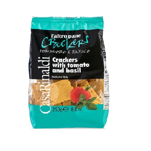 بسكويت بنكهة الطماطم و الريحان 250جم - Casa Rinaldi crackers with tomatoes and basil can replace bread in sandwiches, and are also ideal as a snack or even as an ingredient in a variety of salads. Incredibly light and airy cookies from Italian high-class bakers, able to perfectly saturate and give true pleasure.