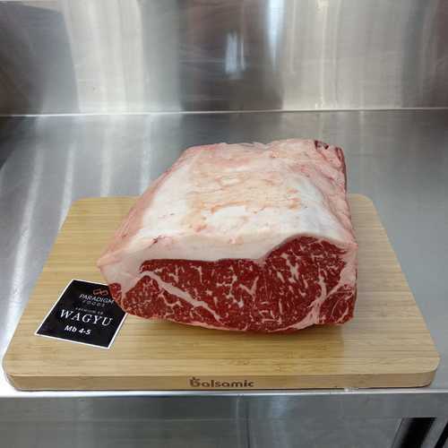 ICON WAGYU BEEF STRIPLOIN CHILLED MB 4-5 STEAK - AUSTRALIA