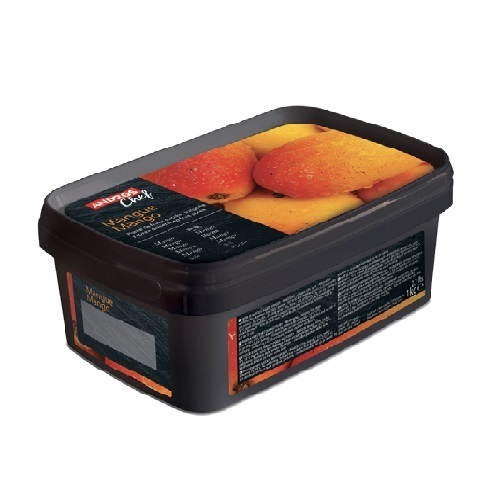 هريس المانجو المجمد من أندروس 1 كجم - Andros Chef mango puree is perfect thanks to its 100% Alphonso variety bright colour, strong taste and an amazing thick and creamy texture. Mango puree is very popular with chefs for all their desserts or even in cooking and beverages. It goes particularly well with other exotic fruits such as passion fruit or even with ginger, caramel or white chocolate. Packed in a 1kg tub.