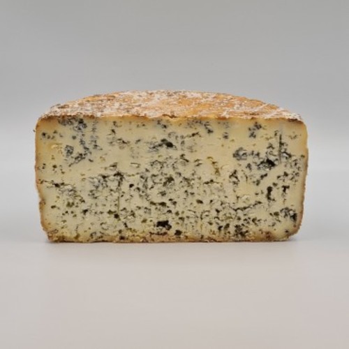 Blue of the Basques  250g-France - This sheep's milk cheese has a rather rich and powerful taste, with aromas of sheep, and a slightly less melting and moist texture than Roquefort.