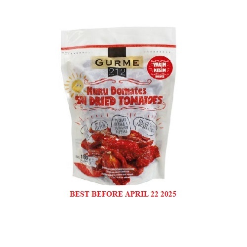 GOURMET SUNDRIED TOMATO NO SO2 STRIP 1KG-TURKEY - Gurme212 sun-dried tomatoes are in Roma type, longer tomatoes with meaty texture that have been dehydrated by being placed in the sun for 6-7 days. When they’re dried, tomatoes shrink up, losing 93-94% of their weight from the loss of their water content. From 16kg of fresh tomatoes we produce 1kg of sun dired tomates. Sun-dried tomatoes are sweet, tangy, and chewy, and used to garnish dishes like salads and pasta.